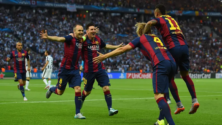 Lionel Messi, Andrés Iniesta, Neymar e Ivan Rakitic en el Barcelona en 2015. (Getty)