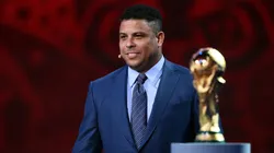 Ronaldo Nazário junto a la Copa del Mundo. (Getty)