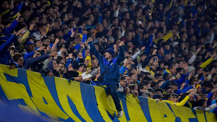 No se vio en TV: El cántico de los hinchas contra Riquelme que sonó en La Bombonera