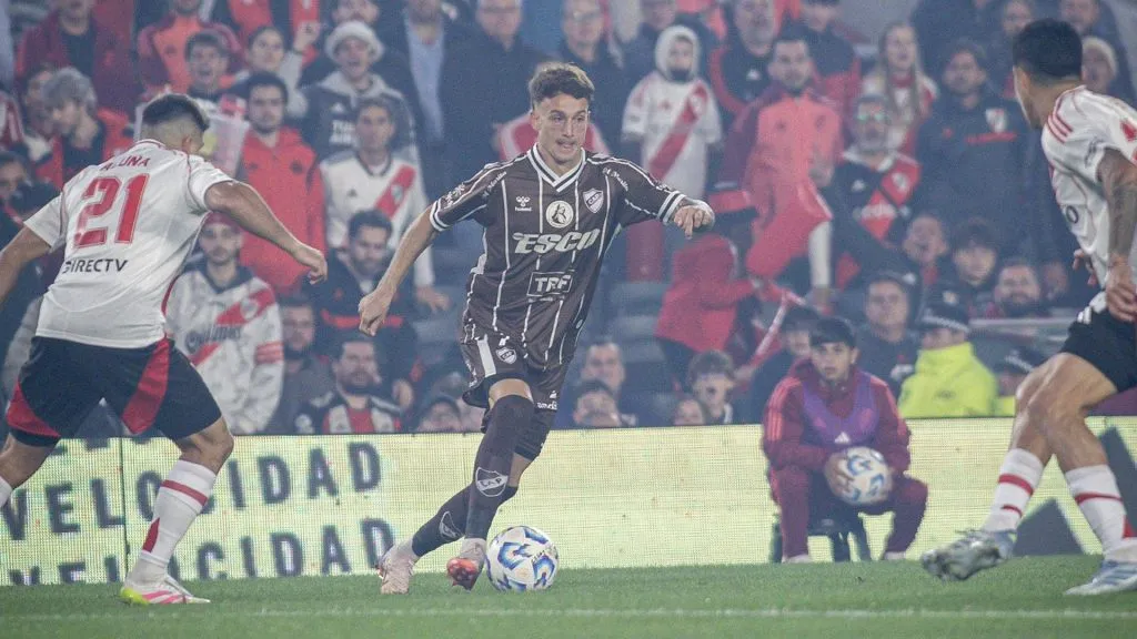 River y Platense durante el último encuentro.