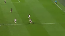 Por qué el VAR no cobró el lateral para Platense que cambió el partido frente a River