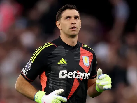 Aston Villa aclara el motivo por el que pretende retener al Dibu Martínez