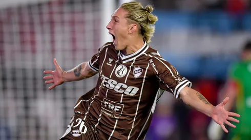 Ignacio Schor convirtió el último penal y selló la clasificación de Platense a las semifinales del fútbol argentino.