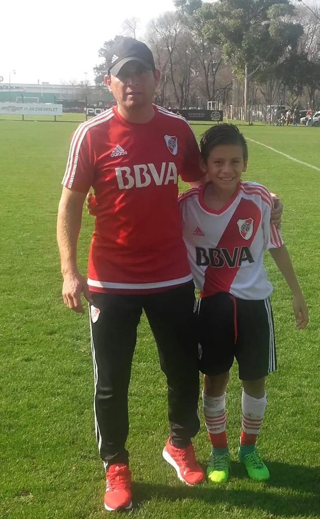 Brizuela junto a Echeverri.