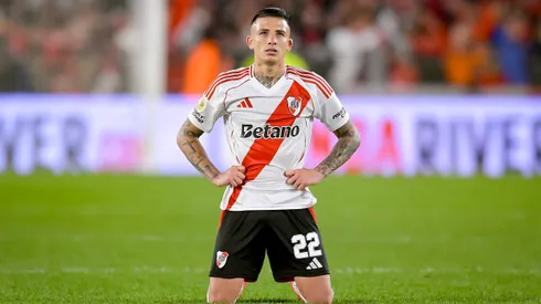 Kevin Castaño con la camiseta de River.