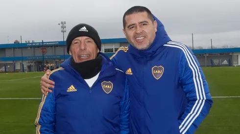Miguel Ángel Russo junto a Juan Román Riquelme.