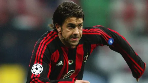 La exfigura de Milan que eligió entre Maradona y Messi.