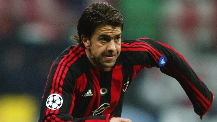 La exfigura de Milan que eligió entre Maradona y Messi.