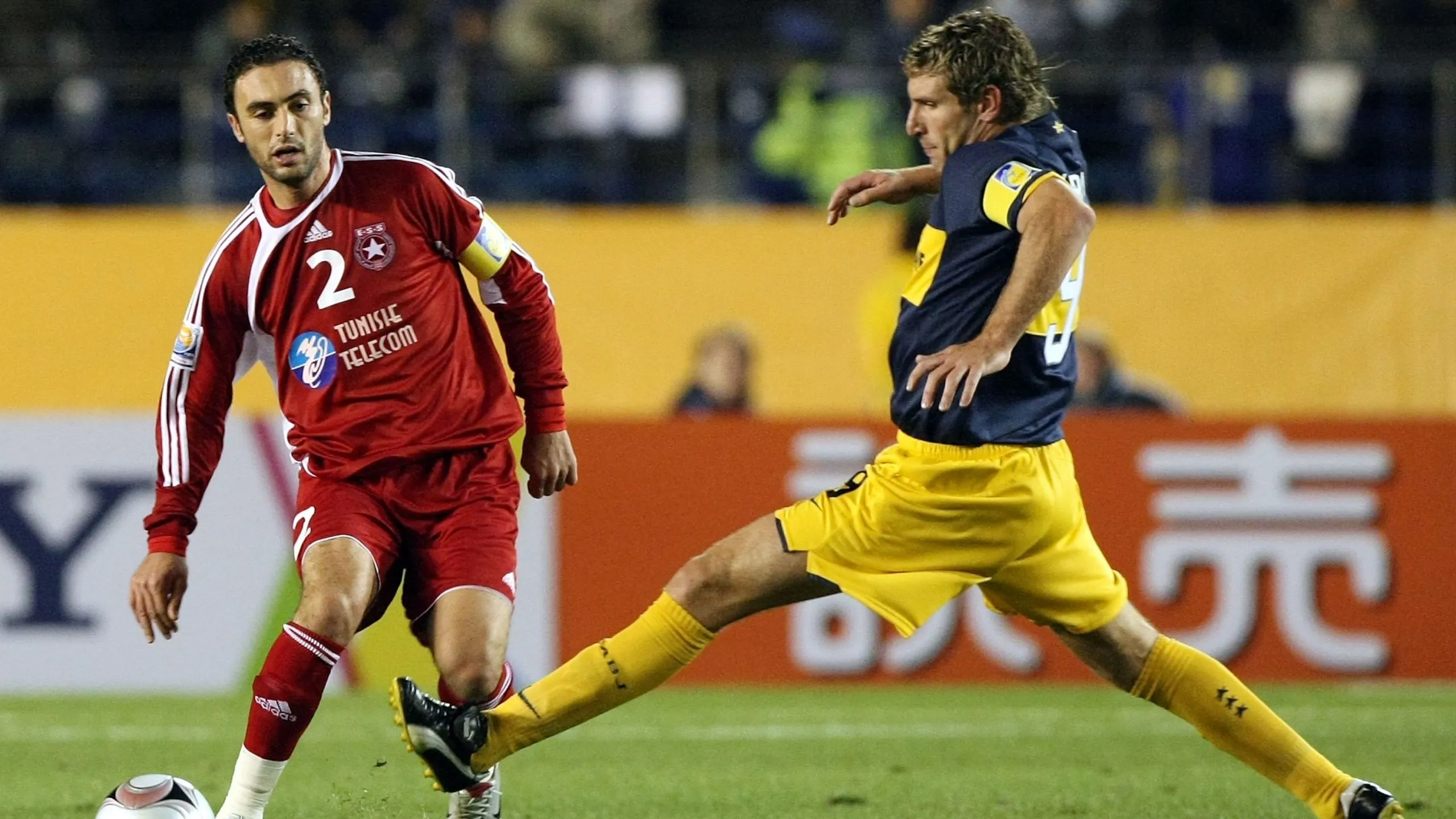 Martín Palermo en la Semifinal contra el Etoile de Túnez.