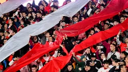 Los hinchas de River apuntaron contra Pezzella tras el empate ante Universitario