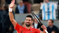 Novak Djokovic avanzó de ronda en Roland Garros.