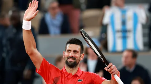 Novak Djokovic avanzó de ronda en Roland Garros.