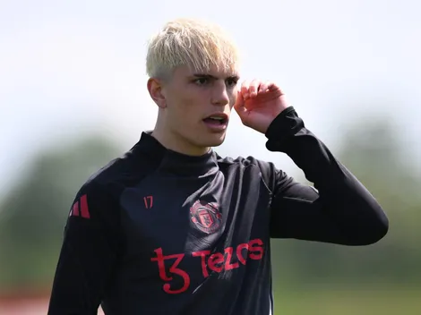 In fraganti: la foto de Alejandro Garnacho que generó escándalo en Inglaterra mientras Manchester United y Chelsea negocian su pase