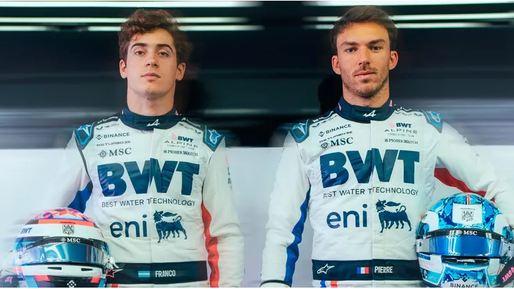Pierre Gasly junto a Franco Colapinto, ambos pilotos de Alpine en la Fórmula 1.