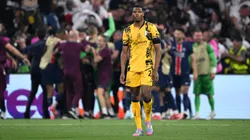 Denzel Dumfries sufre por la caída del Inter ante PSG