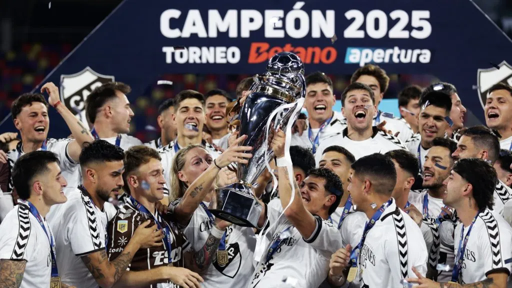 Platense conquistó el Torneo Apertura y se metió en la Copa Libertadores.