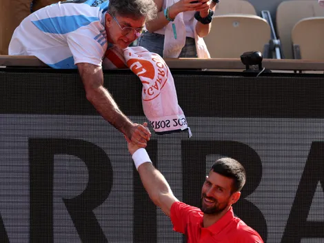 El gesto de Djokovic con un fanático argentino en pleno Roland Garros que involucró a Messi
