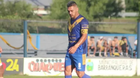 Enzo Pittau, futbolista que perdió la vida en pleno partido.