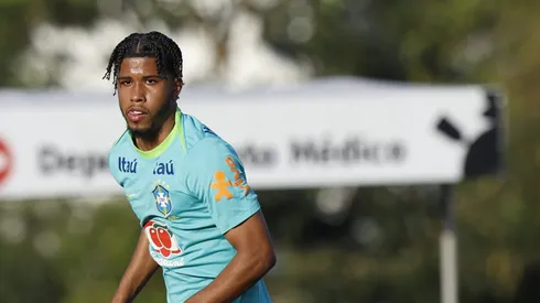 Andrey Santos regresó a Chelsea y quiere sacarle el puesto a Enzo Fernández