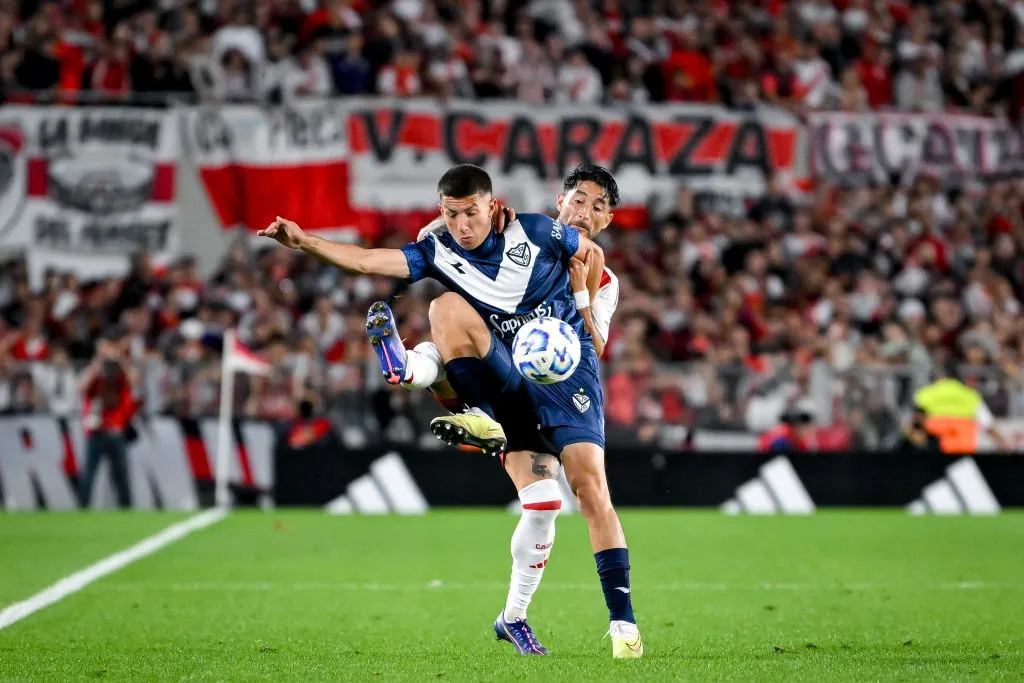 Thiago Fernández ante River en octubre de 2024. (Foto: Getty).