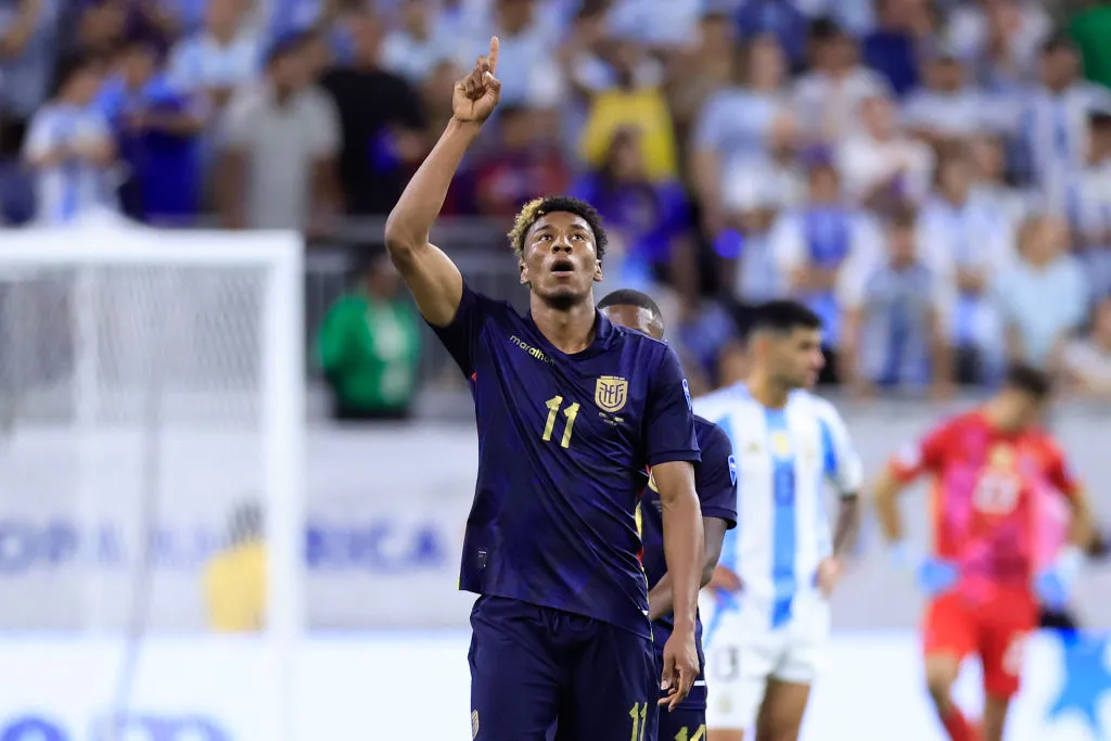 Ecuador es quien más chances tiene de asegurar su clasificación. Enfrenta a Brasil y a Perú en esta fecha.