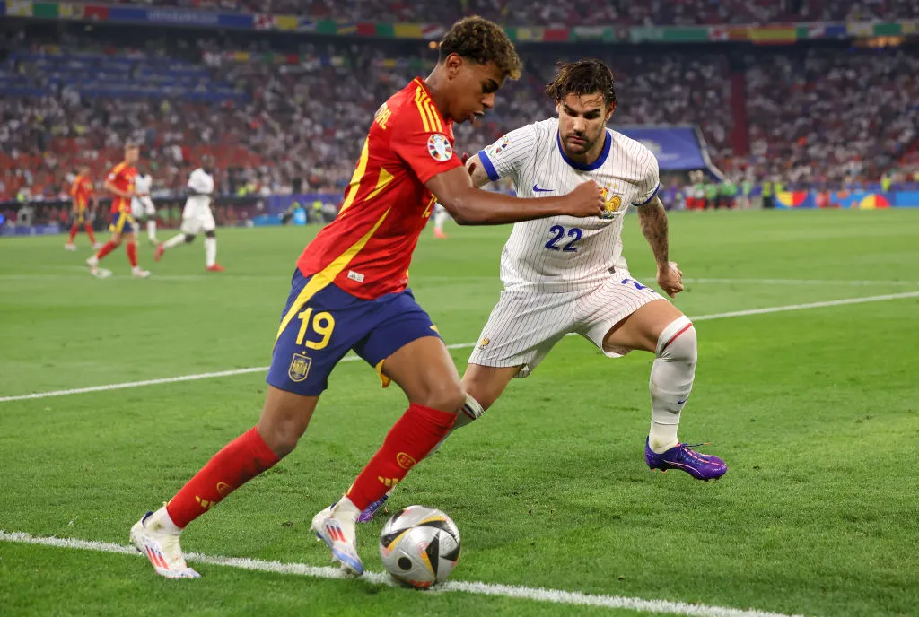 El último España vs. Francia fue en semifinales de la EURO 2024. La Roja ganó 2 a 1 y a la poste fue campeón.