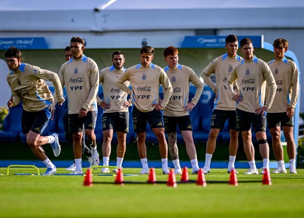 El Colo Barco entrena con el objetivo de ganarse la confianza de Scaloni contra Colombia (Getty Images).