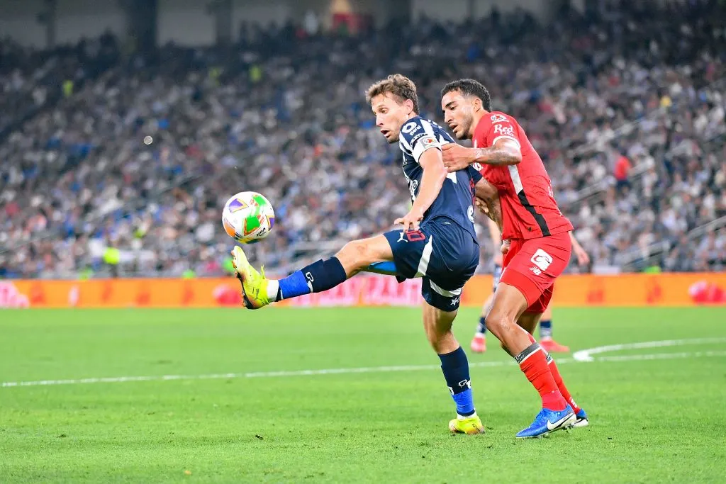 Sergio Canales tiene la propuesta de volver al club donde inició su carrera.