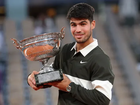 Alcaraz levantó 3 match points y le ganó a Sinner la final más larga de la historia de Roland Garros