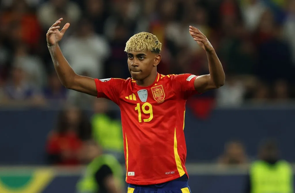 Lamine Yamal con la Selección de España, tras convertirle un gol a Alemania en la semifinal de la UEFA Nations League 2025. (Getty Images)