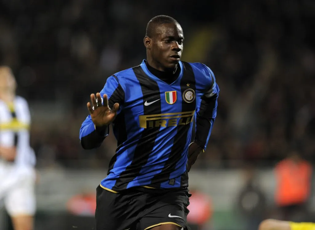 Mario Balotelli con la camiseta de Inter en 2009. (Foto: Getty).