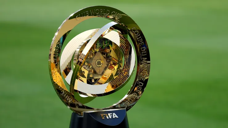 El trofeo del Mundial de Clubes.