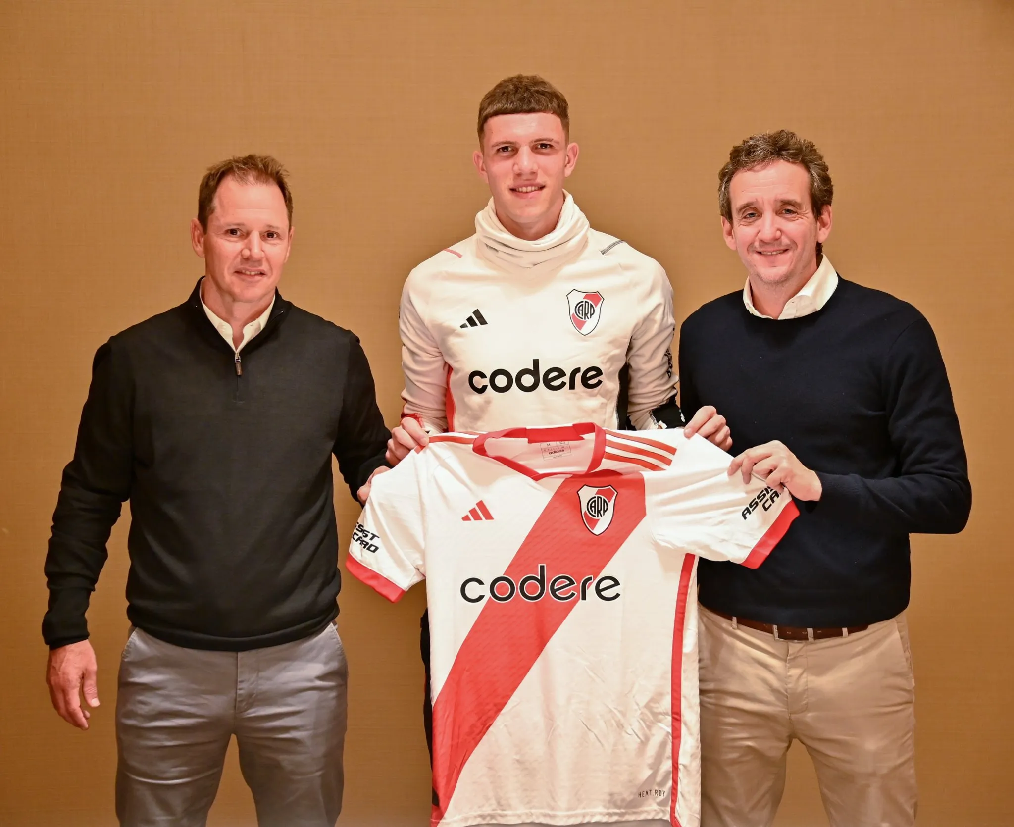 Franco Carboni, durante su presentación como jugador de River.