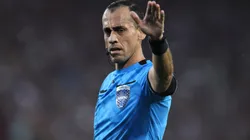 Juan Gabriel Benítez, árbitro de Argentina vs. Colombia.