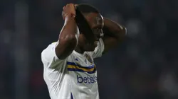 Alarma en Boca: Advíncula pidió el cambio en Perú, terminó con molestias y es duda para el Mundial de Clubes