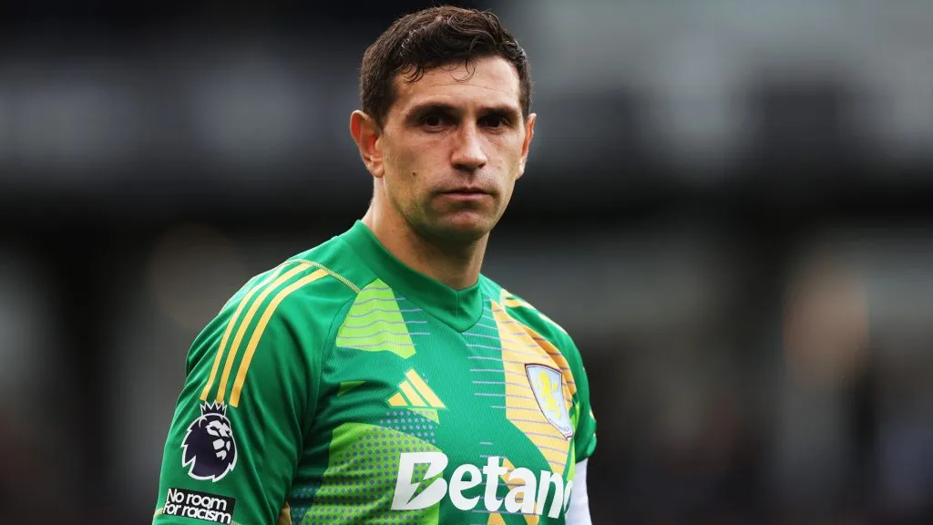 Emiliano Martínez y una oferta para salir de la Premier League