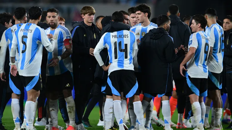Los jugadores de la Selección Argentina en el empate con Colombia.