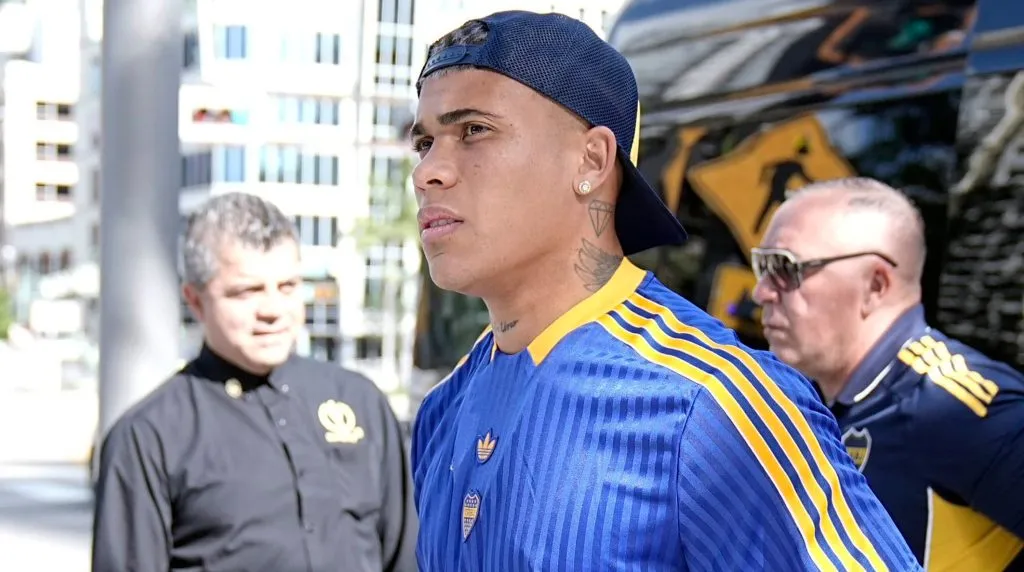 Ayrton Costa sumó apenas un entrenamiento.