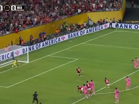 El penal que Ustari le atajó a Trézéguet en Inter Miami vs. Al Ahly