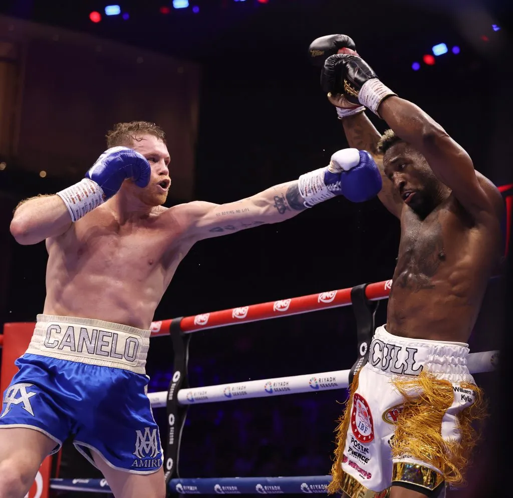 Canelo Álvarez derrotó a William Scull en su última presentación (Getty Images).