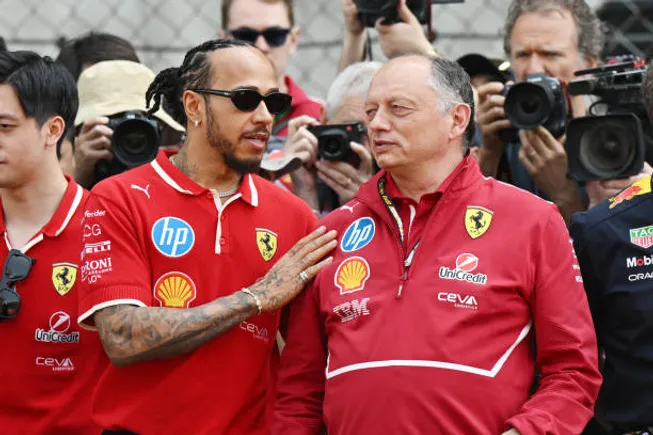 Lewis Hamilton respaldó a Vasseur.