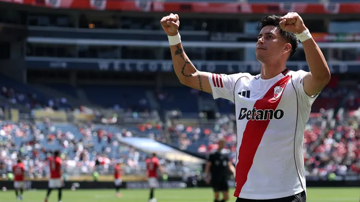 El festejo de Maximiliano Meza.
