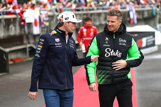 Hülkenberg tiene buena relación con Verstappen.