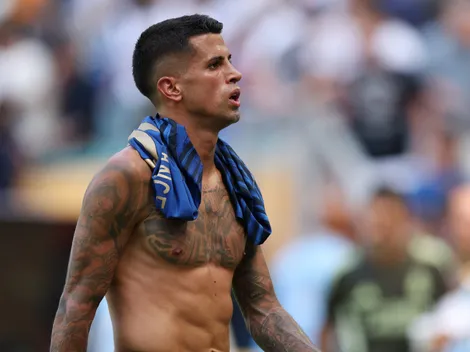 João Cancelo eligió a la hinchada de Boca por sobre la de River