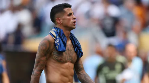 João Cancelo eligió a la hinchada de Boca por sobre la de River