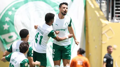 El Flaco López metió el segundo gol de Palmeiras