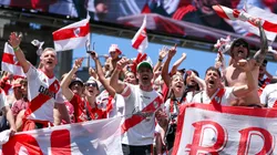 Los hinchas de River pidieron por un refuerzo.