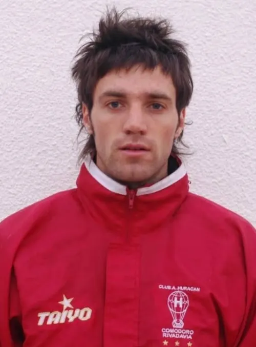 Julio Chiarini atajó en Huracán de Comodoro Rivadavia entre 2004 y 2006.