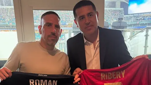 Franck Ribery se sacó una foto con Juan Román Riquelme y tildó de "increíble" a la hinchada de Boca.