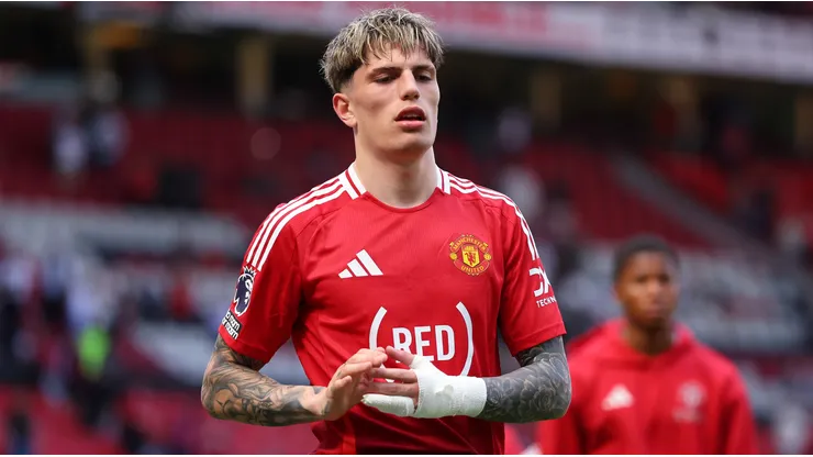 Garnacho subió una foto con la camiseta de otro equipo y los hinchas de Manchester United estallaron
